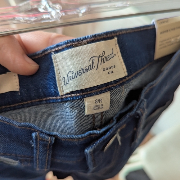 Universal Thread High-Rise Skinny Jeans - Medium Wash 8 - Picture 7 of 8